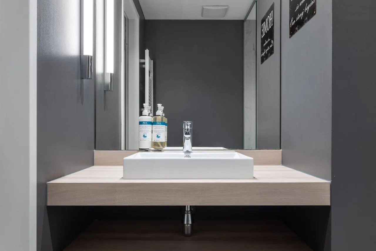 Numa Munich Stark 4*,