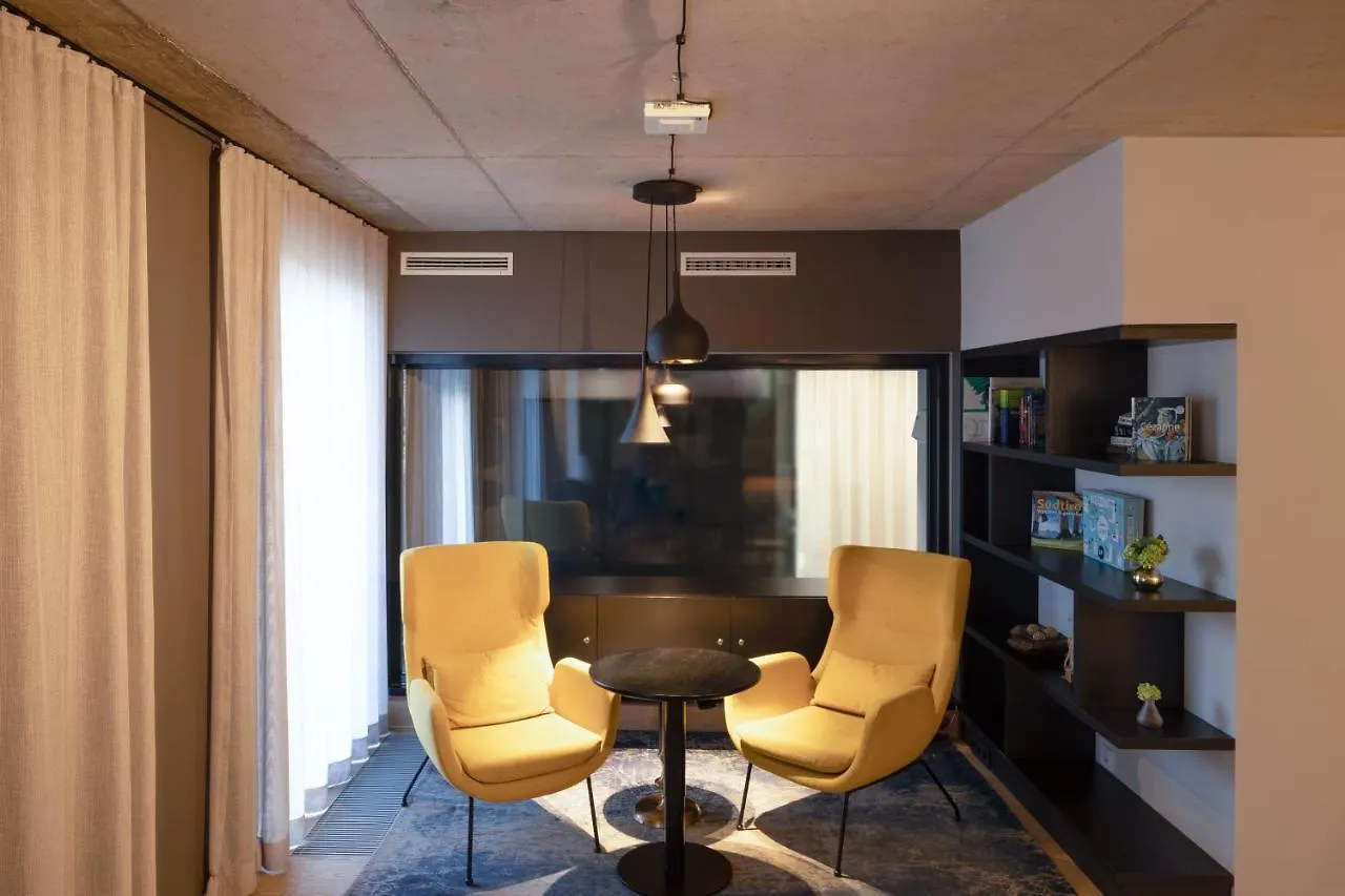 Numa Munich Stark